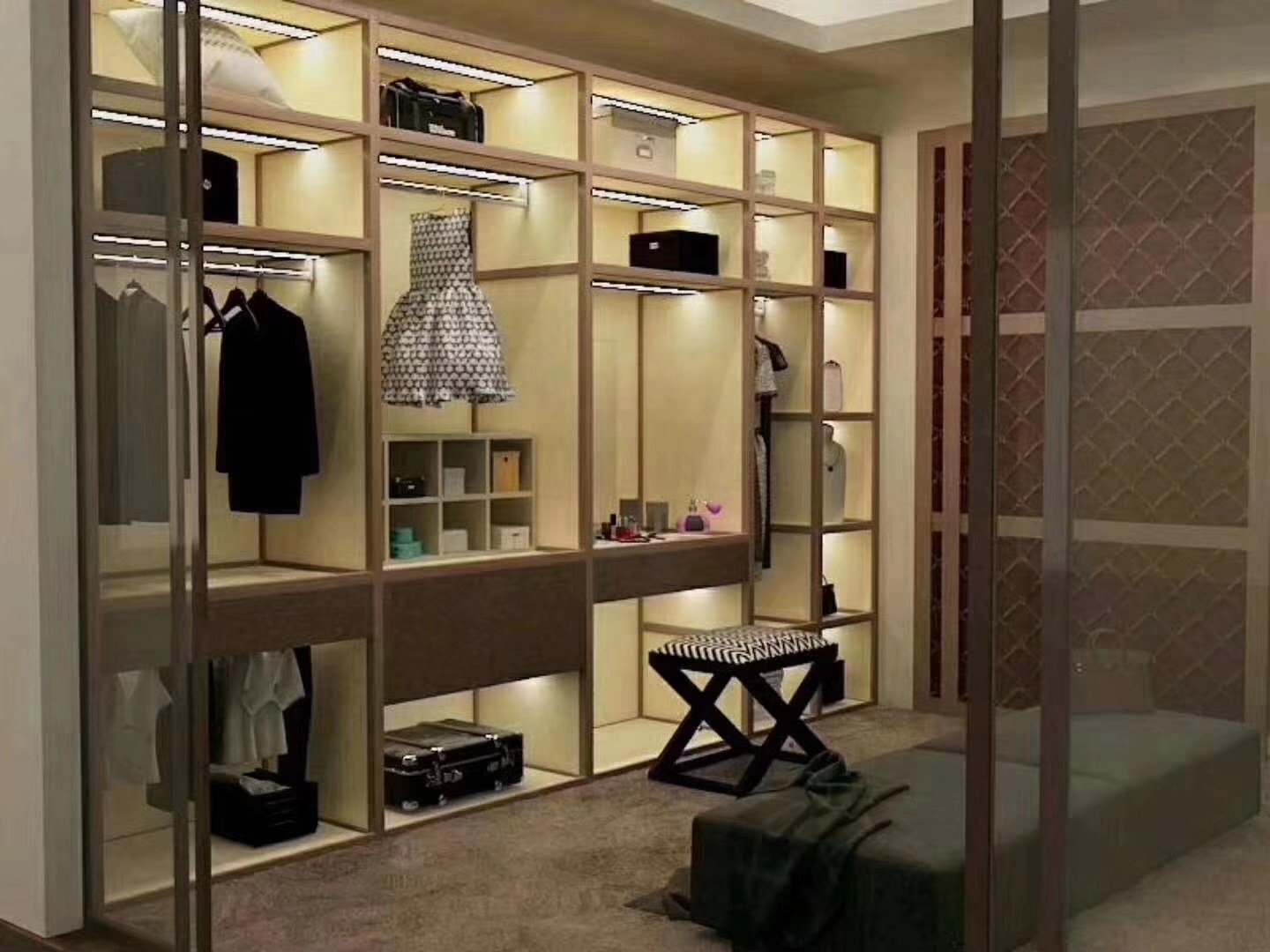 Eighth China (Guangzhou) Exhibition Wardrobe